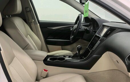 Infiniti Q50 I рестайлинг, 2015 год, 1 850 000 рублей, 22 фотография