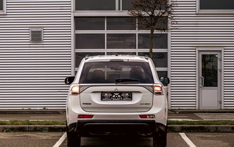 Mitsubishi Outlander III рестайлинг 3, 2013 год, 1 295 000 рублей, 5 фотография