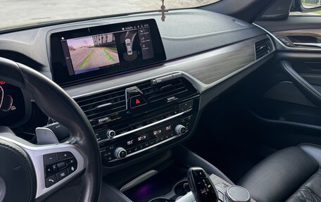 BMW 5 серия, 2019 год, 5 790 000 рублей, 20 фотография