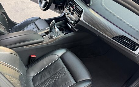 BMW 5 серия, 2019 год, 5 790 000 рублей, 24 фотография