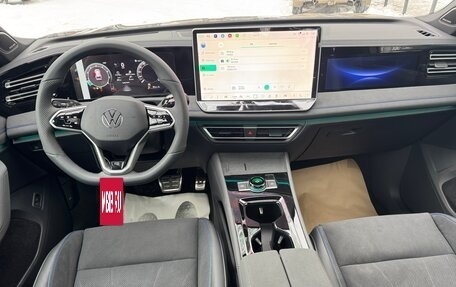 Volkswagen Tiguan, 2025 год, 4 750 000 рублей, 9 фотография