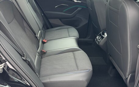 Volkswagen Tiguan, 2025 год, 4 750 000 рублей, 23 фотография