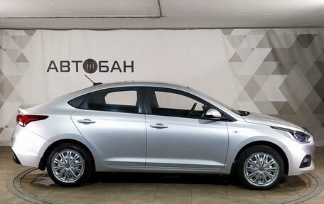 Hyundai Solaris II рестайлинг, 2018 год, 1 060 000 рублей, 5 фотография
