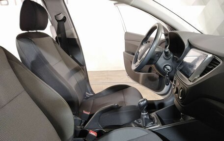 Hyundai Solaris II рестайлинг, 2018 год, 1 060 000 рублей, 17 фотография