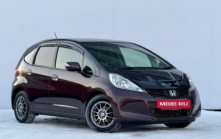 Honda Fit III, 2013 год, 1 000 000 рублей, 5 фотография