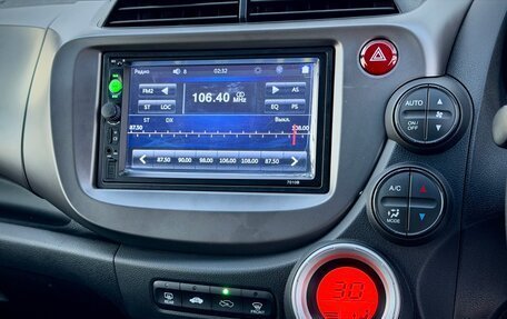 Honda Fit III, 2013 год, 1 000 000 рублей, 17 фотография