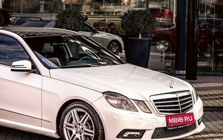 Mercedes-Benz E-Класс, 2011 год, 1 455 000 рублей, 9 фотография