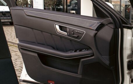 Mercedes-Benz E-Класс, 2011 год, 1 455 000 рублей, 12 фотография