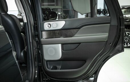 Lincoln Navigator, 2023 год, 13 499 999 рублей, 23 фотография