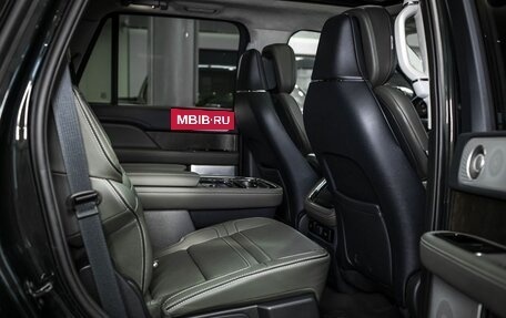 Lincoln Navigator, 2023 год, 13 499 999 рублей, 22 фотография