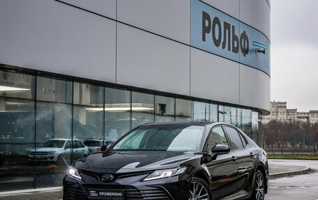 Toyota Camry, 2021 год, 3 099 000 рублей, 1 фотография