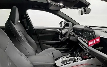 Audi A6, 2025 год, 9 000 000 рублей, 26 фотография