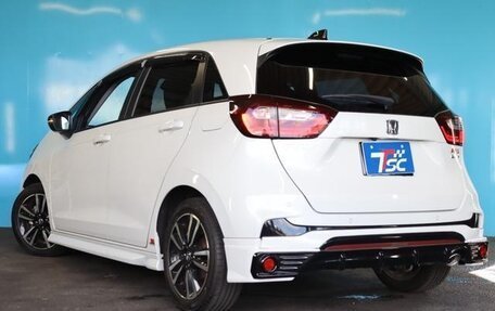 Honda Fit, 2022 год, 850 000 рублей, 7 фотография