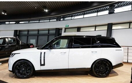 Land Rover Range Rover IV рестайлинг, 2024 год, 30 081 900 рублей, 5 фотография
