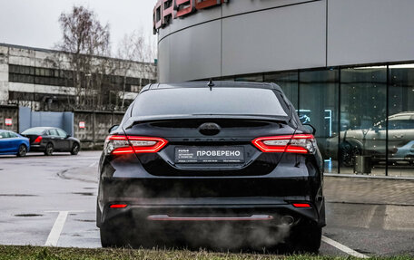 Toyota Camry, 2021 год, 3 099 000 рублей, 8 фотография