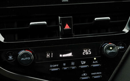 Toyota Camry, 2021 год, 3 099 000 рублей, 23 фотография