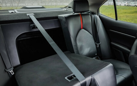 Toyota Camry, 2021 год, 3 099 000 рублей, 33 фотография