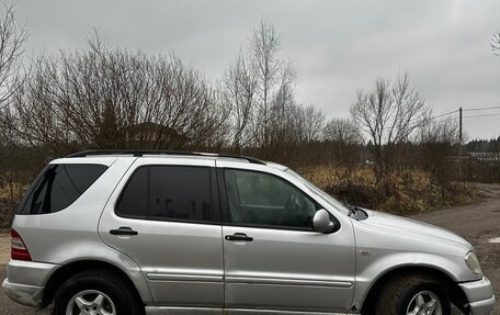 Mercedes-Benz M-Класс, 2000 год, 400 000 рублей, 1 фотография