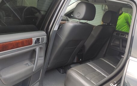 Volkswagen Touareg III, 2008 год, 1 690 000 рублей, 12 фотография