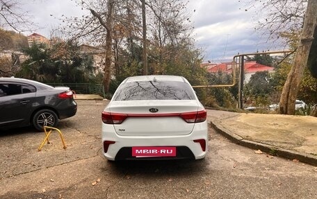 KIA Rio IV, 2017 год, 1 300 000 рублей, 3 фотография