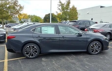 Toyota Camry, 2025 год, 6 140 000 рублей, 8 фотография