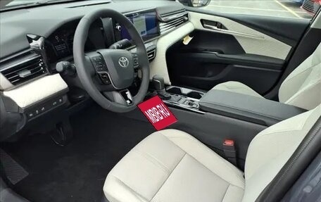 Toyota Camry, 2025 год, 6 140 000 рублей, 9 фотография