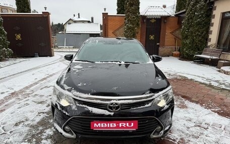 Toyota Camry, 2015 год, 2 100 000 рублей, 2 фотография
