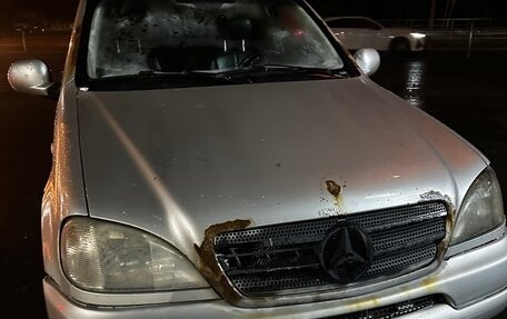 Mercedes-Benz M-Класс, 2000 год, 400 000 рублей, 2 фотография