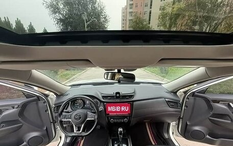 Nissan X-Trail, 2021 год, 2 250 000 рублей, 8 фотография