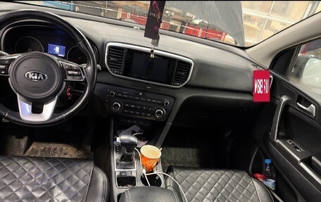 KIA Sportage IV рестайлинг, 2018 год, 1 799 000 рублей, 7 фотография