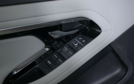 Land Rover Range Rover Evoque II, 2019 год, 3 590 000 рублей, 16 фотография