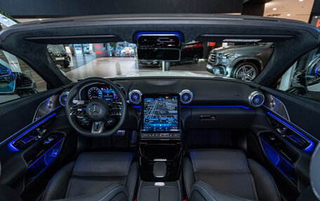 Mercedes-Benz SL-Класс AMG, 2023 год, 14 700 000 рублей, 16 фотография