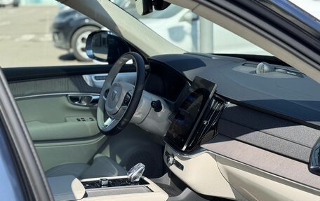 Volvo XC90 II рестайлинг, 2025 год, 12 750 000 рублей, 17 фотография