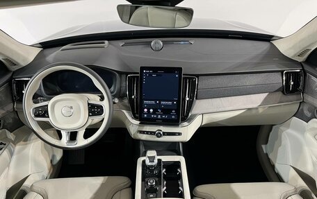 Volvo XC90 II рестайлинг, 2025 год, 12 750 000 рублей, 13 фотография