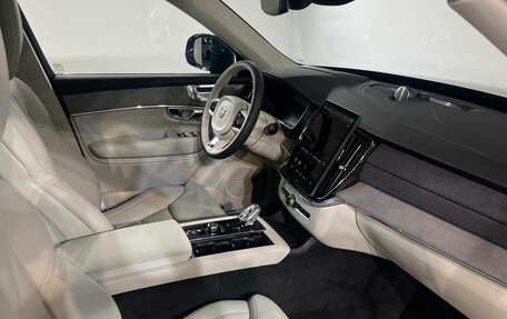 Volvo XC90 II рестайлинг, 2025 год, 12 750 000 рублей, 16 фотография