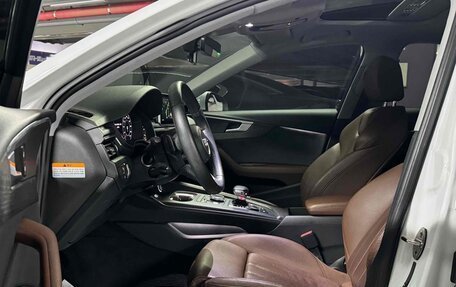 Audi A4, 2017 год, 2 425 000 рублей, 8 фотография