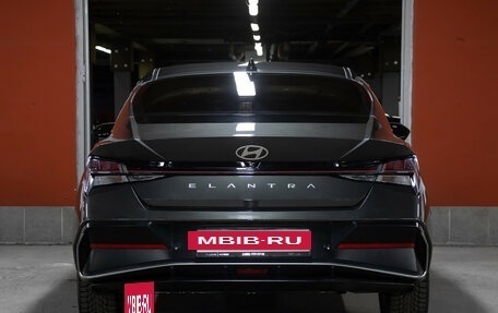 Hyundai Elantra, 2024 год, 2 349 000 рублей, 6 фотография