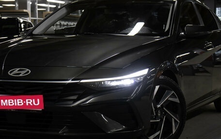 Hyundai Elantra, 2024 год, 2 349 000 рублей, 22 фотография