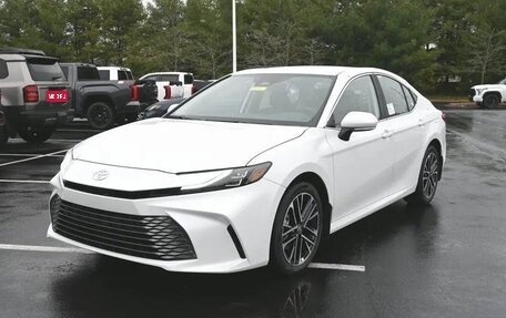 Toyota Camry, 2025 год, 6 140 000 рублей, 1 фотография