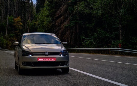 Volkswagen Polo VI (EU Market), 2011 год, 500 000 рублей, 1 фотография