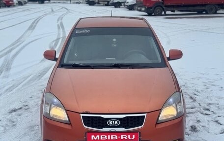 KIA Rio II, 2009 год, 450 000 рублей, 1 фотография