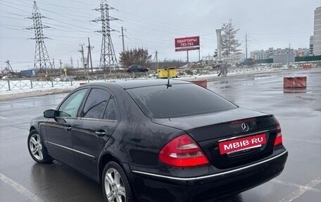 Mercedes-Benz E-Класс, 2003 год, 485 000 рублей, 4 фотография