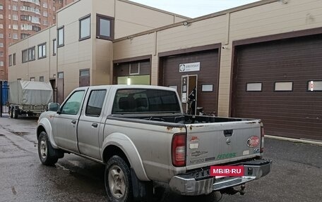 Nissan NP300, 2012 год, 950 000 рублей, 4 фотография