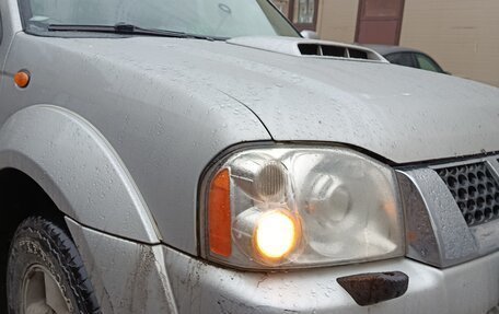 Nissan NP300, 2012 год, 950 000 рублей, 9 фотография