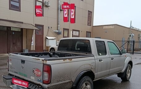 Nissan NP300, 2012 год, 950 000 рублей, 6 фотография