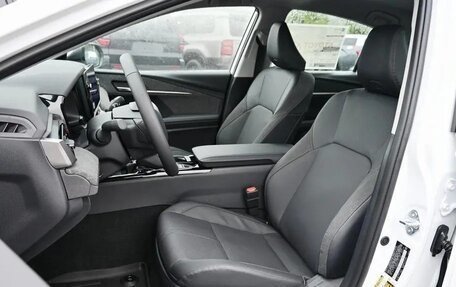 Toyota Camry, 2025 год, 6 140 000 рублей, 8 фотография