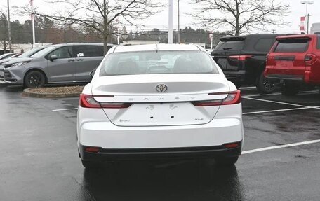 Toyota Camry, 2025 год, 6 140 000 рублей, 4 фотография