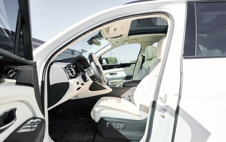 Bentley Bentayga I, 2024 год, 28 890 000 рублей, 8 фотография