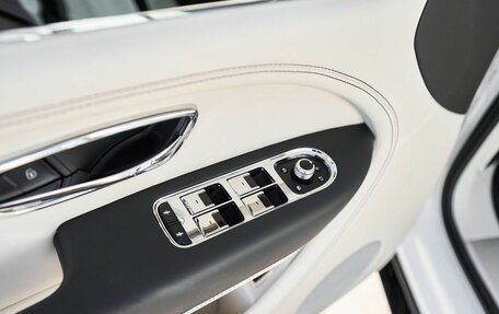 Bentley Bentayga I, 2024 год, 28 890 000 рублей, 12 фотография