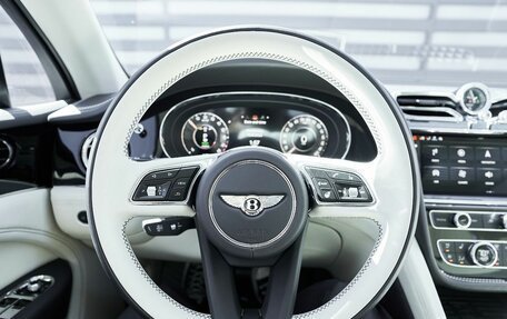 Bentley Bentayga I, 2024 год, 28 890 000 рублей, 18 фотография